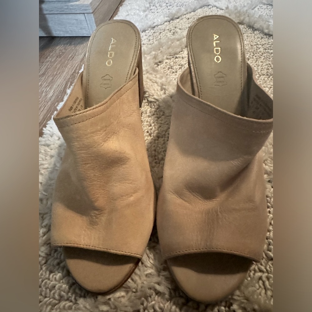 ALDO Nude Dorothy Soft Leather Wooden Block Heel Peep Toe Slip-on Slide …